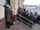Фото: Хворій на діабет полтавці стало погано у черзі