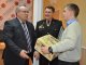 Фото: Полтавський школяр отримав винагороду за порятунок сусідки з вогню
