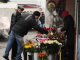 Фото: Чоловіки зичать полтавкам на 8 Березня кохання, а жінки хочуть його кожного дня. Фоторепортаж