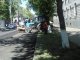Фото: Комунальники в центрі Полтави знімають асфальт по вулиці Жовтневій (фото)