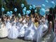 Фото: Полтавою марширували наречені-стихії у весільних сукнях (фото)