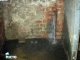 Фото: У Полтаві будинок на центральній вулиці кілька років затоплює нечистотами (фото)