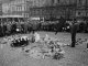 Фото: У 1968 в Чехословаччині радянських солдатів називали окупантами та показували непристойні знаки (+фото)