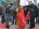 Фото: Фоторепортаж. У Полтаві комсомольці славили Леніна, а націоналісти палили прапор