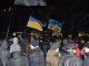 Фото: Євромайдан у Полтаві: півтори тисячі людей гріються чаєм та скандуванням гасел