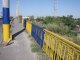 Фото: Полтавці фарбували міст у синьо-жовті кольори (фоторепортаж)