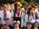 Фото: Полтавські школярі на Перший дзвоник вдягнули вишиванки