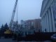 Фото: Фотофакт. у Київському районі Полтави встановлюють новорічну ялинку