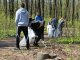 Фото: Полтавські студенти та волонтери прибирали Гришкін ліс на Половках (ФОТО)