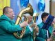 Фото: Мешканців Полтави привітав зі святом оркестр (ФОТО)