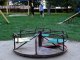 Фото: Дитячий майданчик у Сонячному парку Полтави: хто відповість за бардак